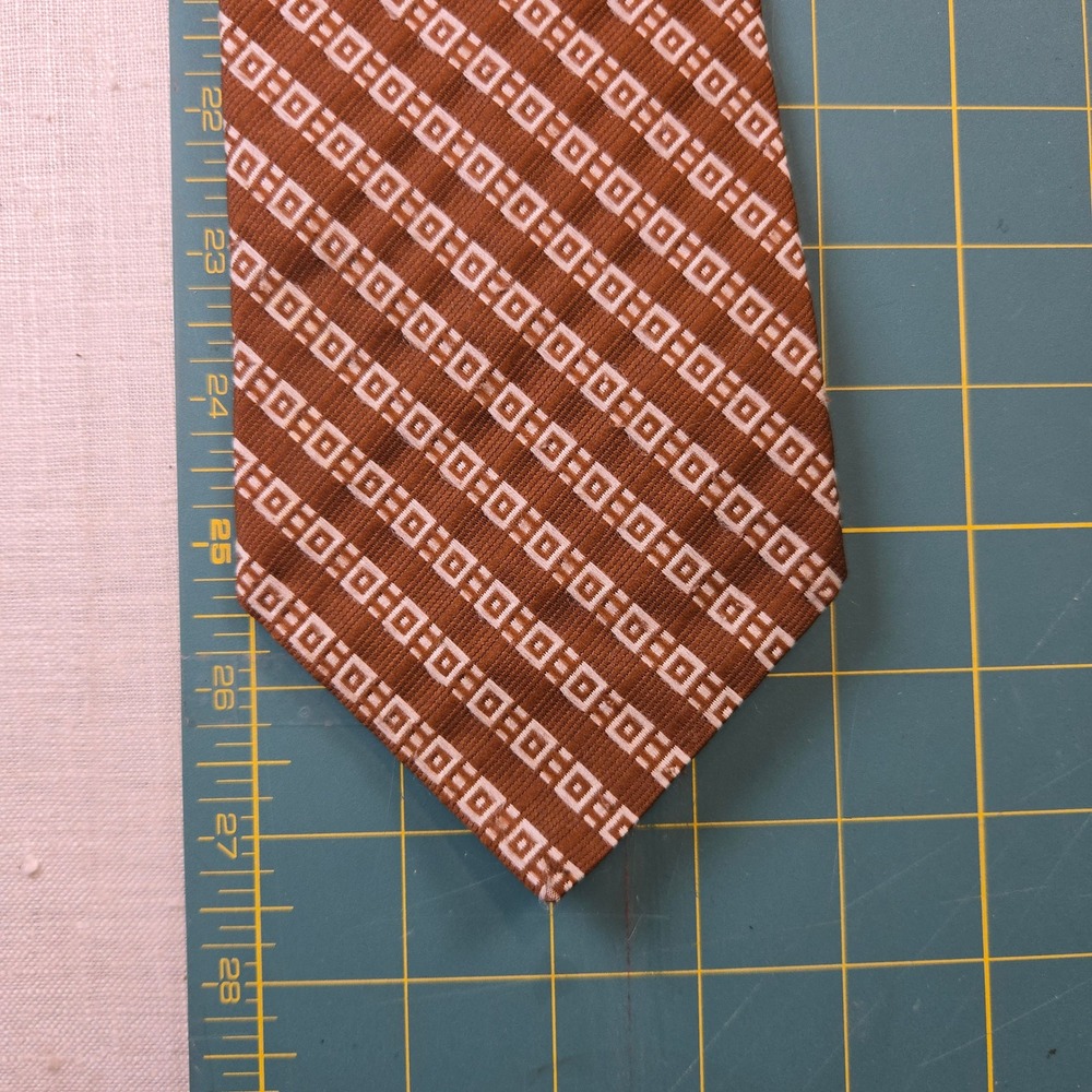VTG Sears Tie 4 Inch Wide Men Brown Geometric Square 54 Inch 1970s USA EUC